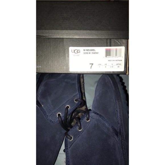 Men Ugg’s - Picture 4 of 7